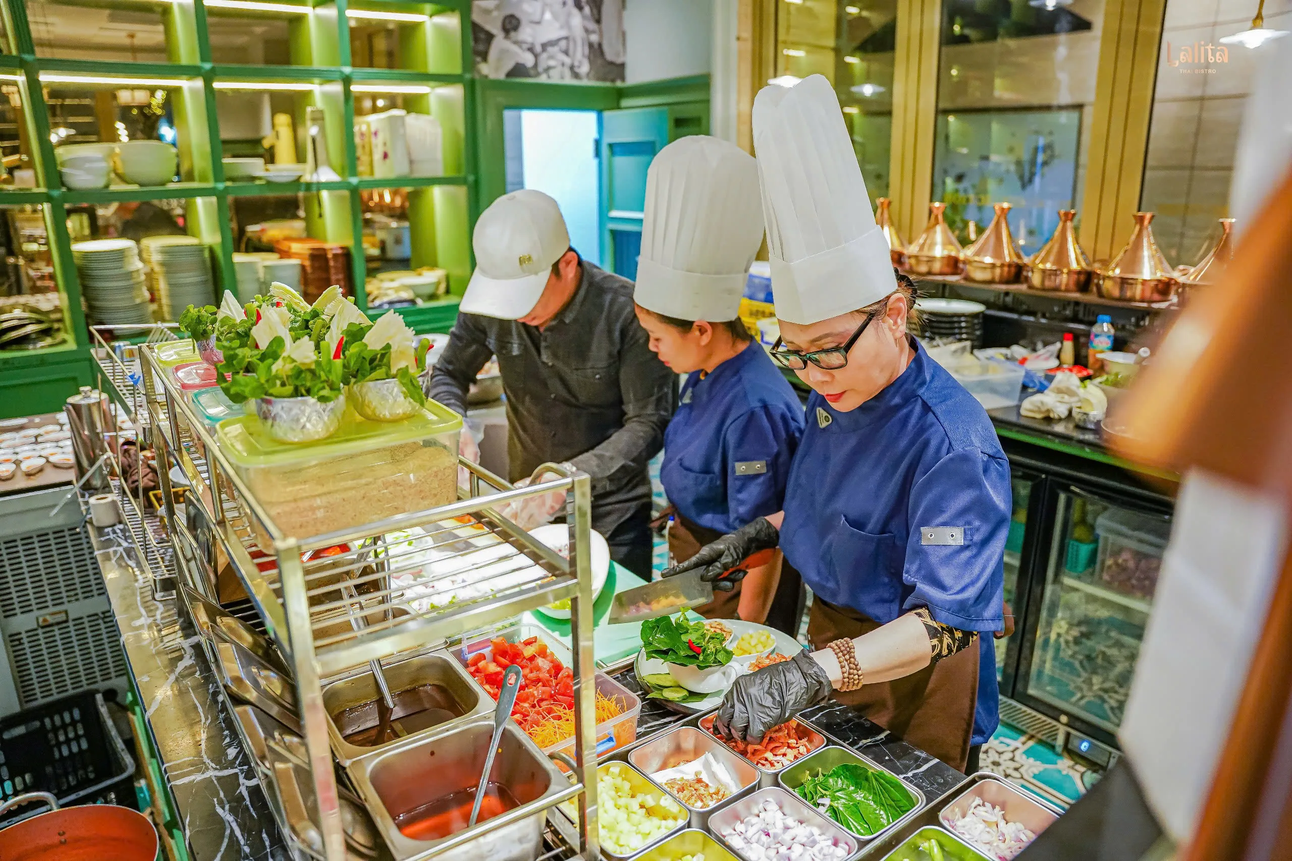 7aa247bc-105f-4281-80b7-93568d60e566