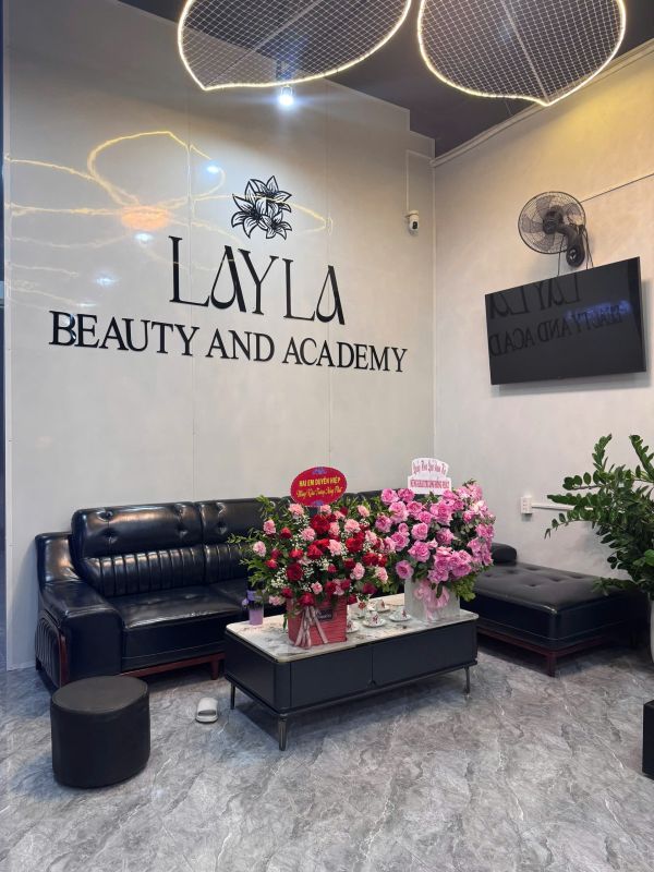 LAYLA BEAUTY & ACADEMY